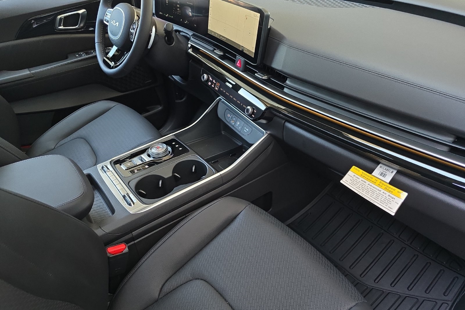 2026 Kia Carnival SX Prestige photo 12