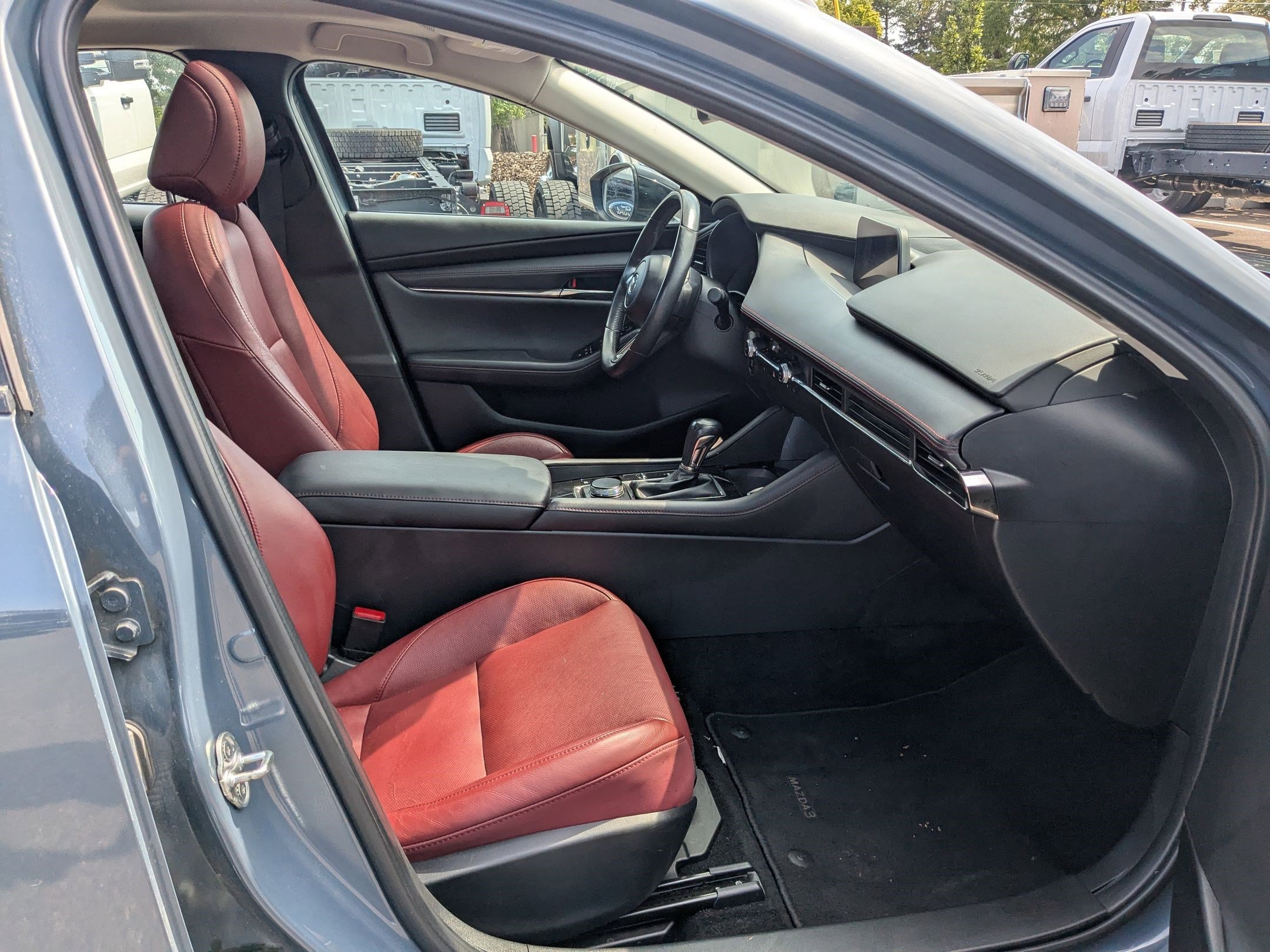 2024 Mazda Mazda3 2.5 s Carbon photo 27