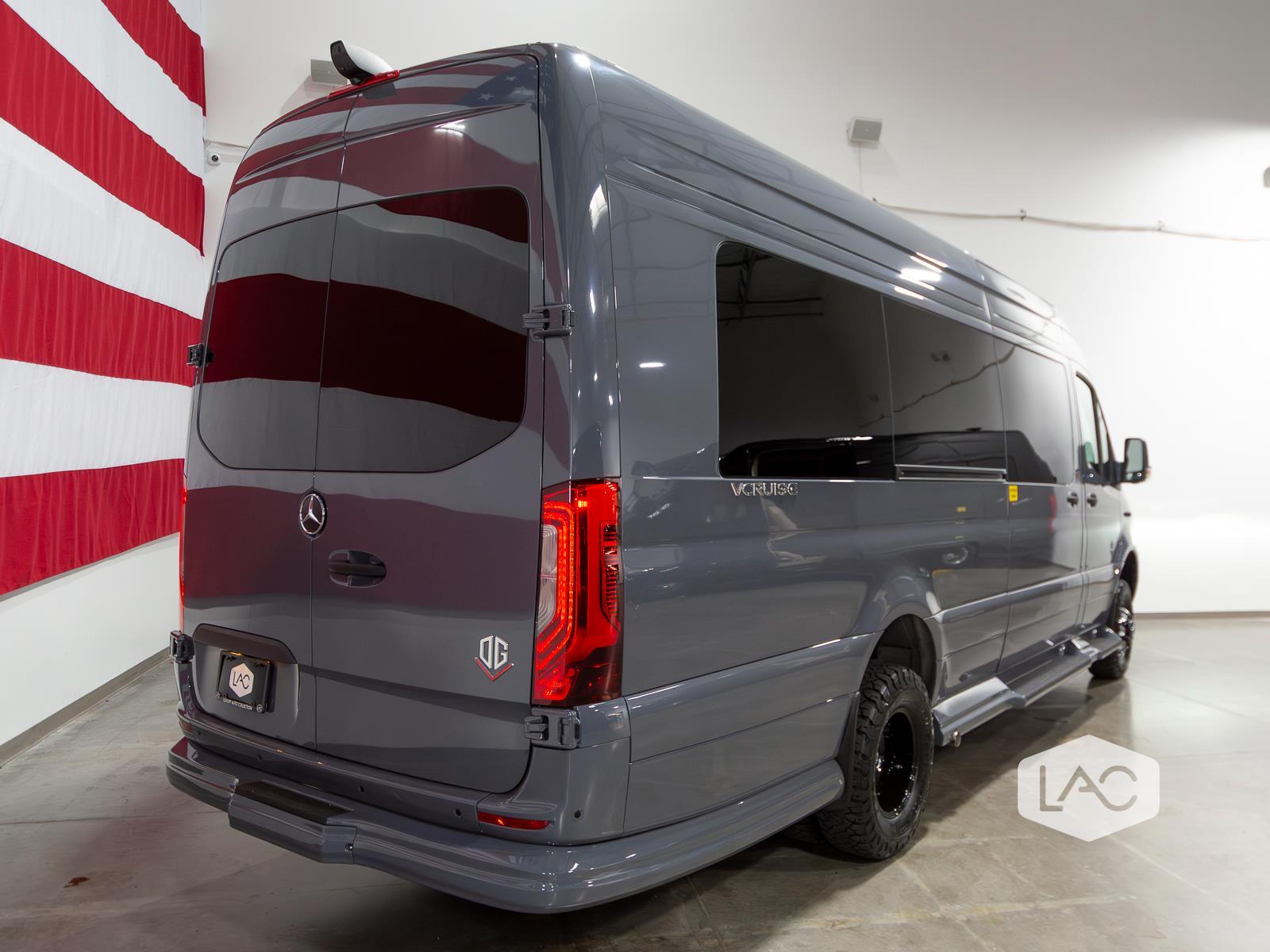 2025 Mercedes Benz Sprinter 3500 photo 21