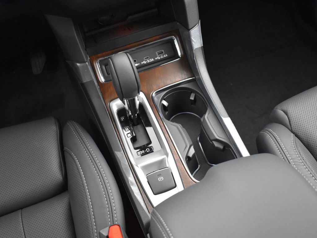 2025 Subaru Ascent Touring photo 16