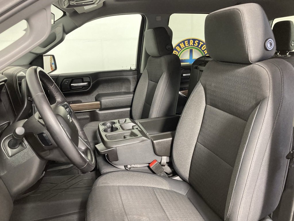 2019 Chevrolet Silverado 1500 RST photo 4