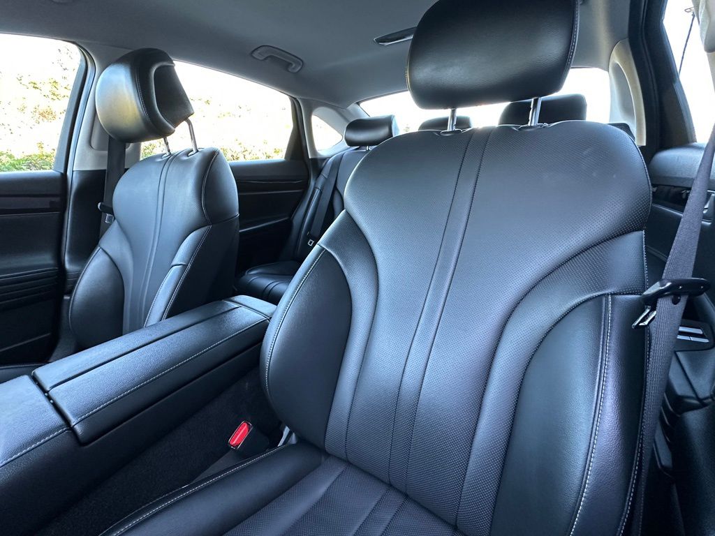 2024 Genesis G80 2.5T photo 23