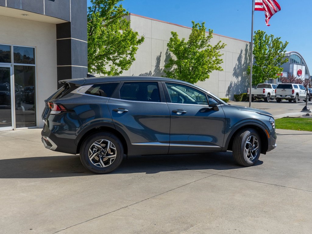 2025 Kia Sportage LX photo 6