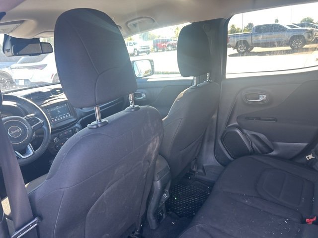 2020 Jeep Renegade Latitude photo 9