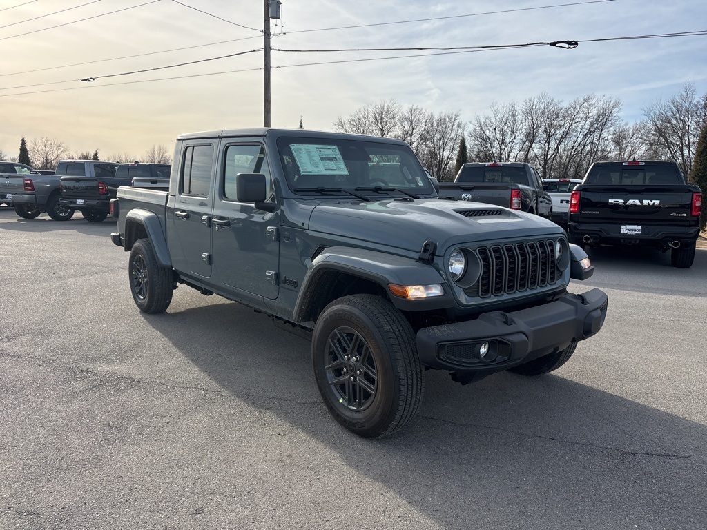 2026 Jeep Gladiator Sport S's photo