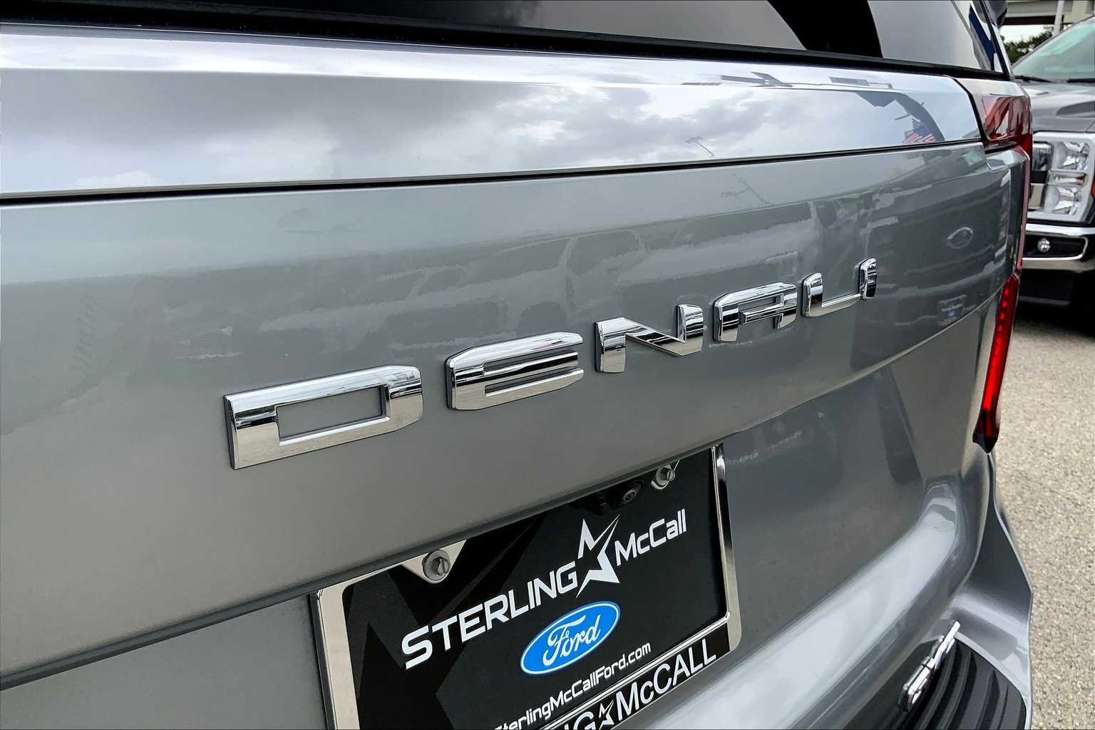 2025 Gmc Yukon Denali photo 16