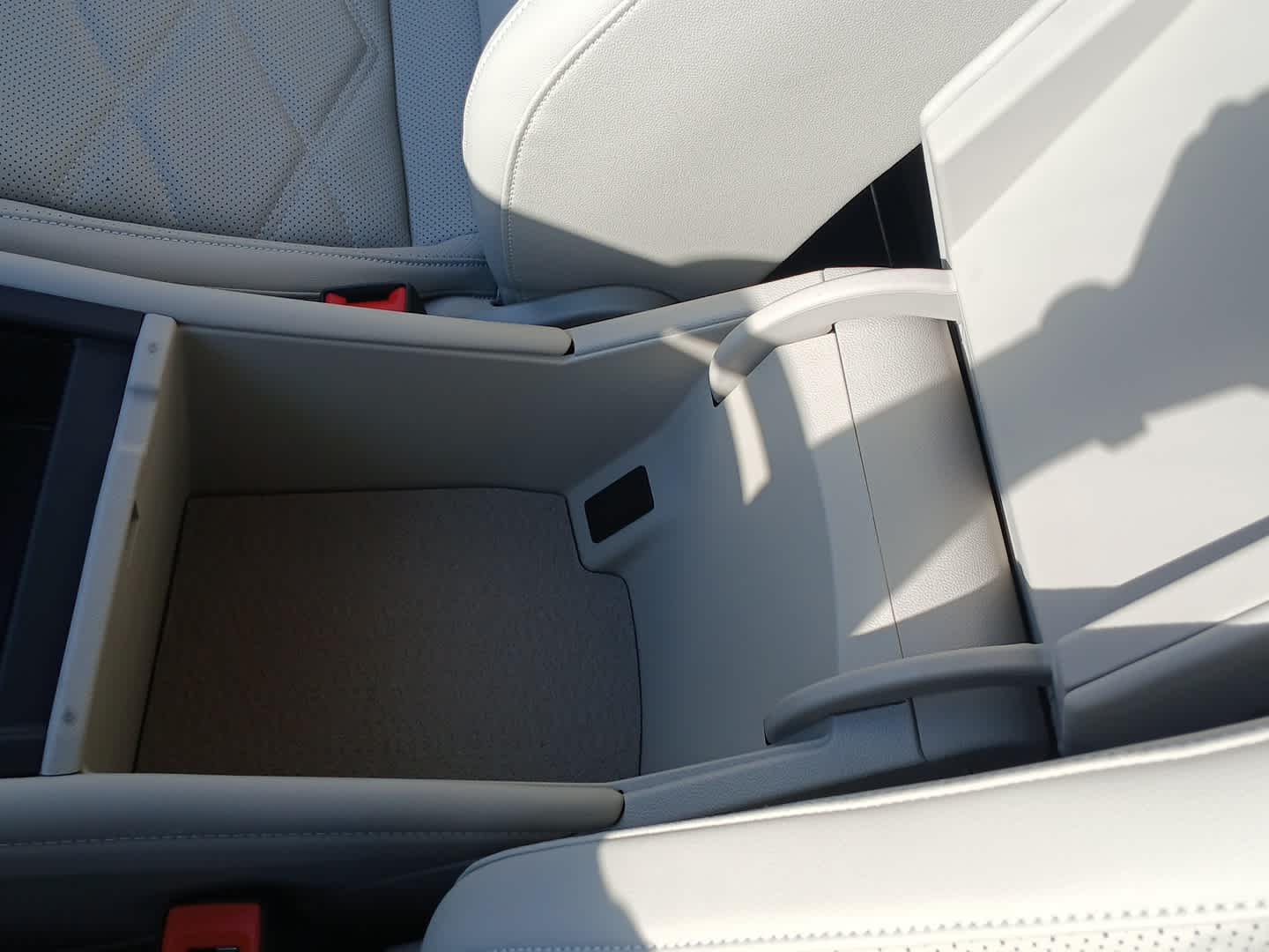 2026 Volkswagen Atlas SE photo 19