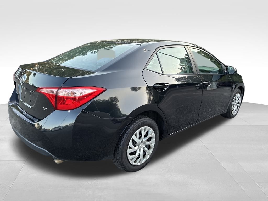 2019 Toyota Corolla L photo 5