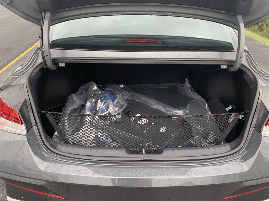 2025 Hyundai Elantra Hybrid Blue photo 14