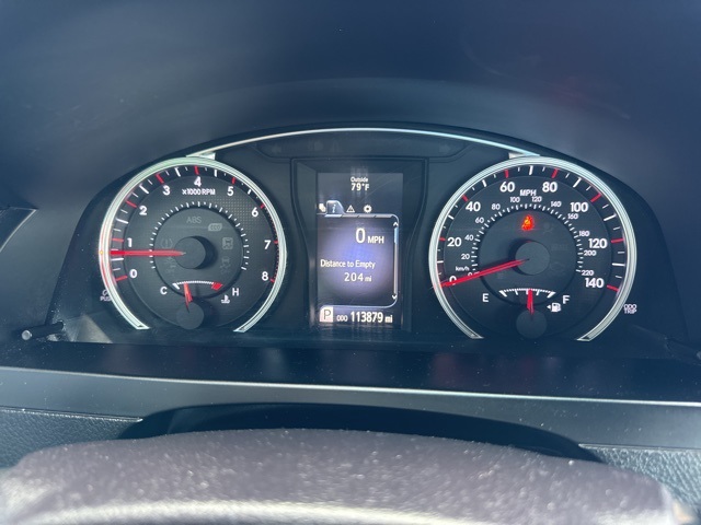2017 Toyota Camry XLE photo 16