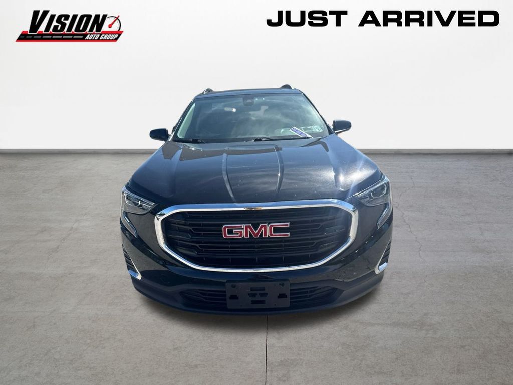 2021 Gmc Terrain SLE photo 2