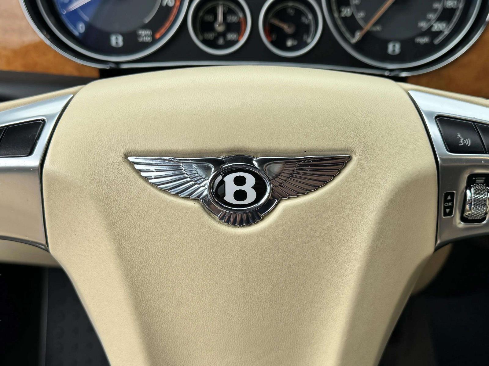 2014 Bentley Flying Spur Base photo 40