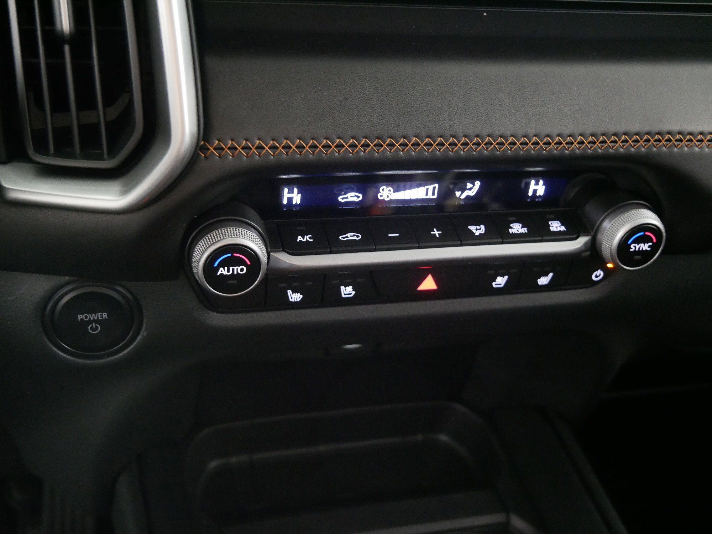 2026 Mazda CX-50 Premium photo 4