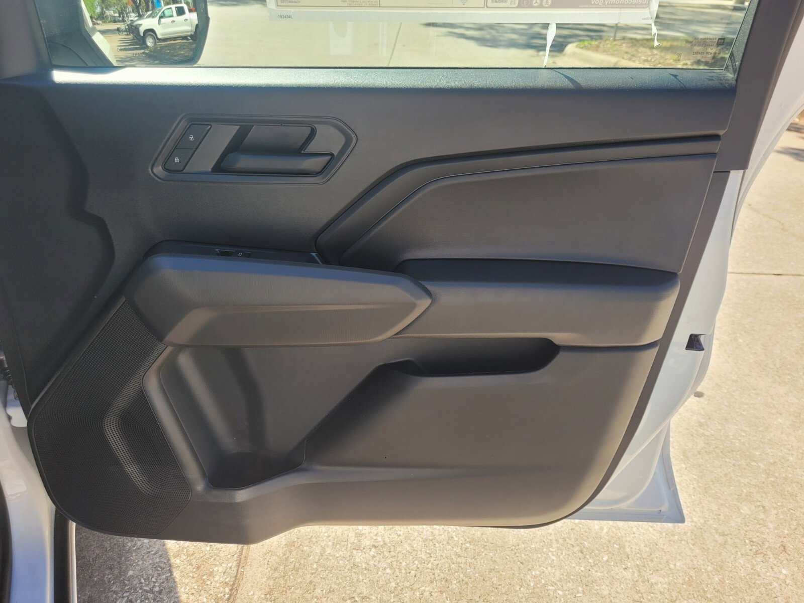 2025 Chevrolet Colorado LT photo 14