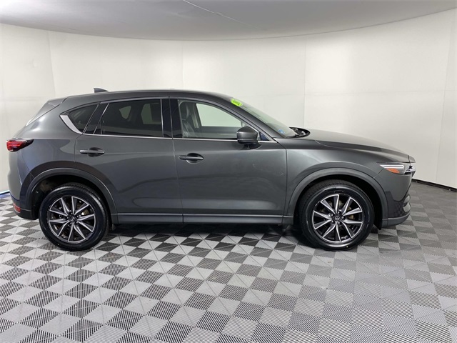 2017 Mazda CX-5 Grand Touring Select photo 9