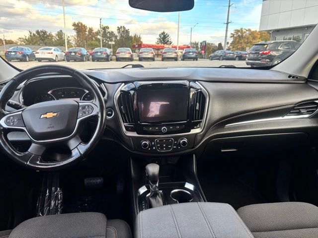 2021 Chevrolet Traverse photo 4