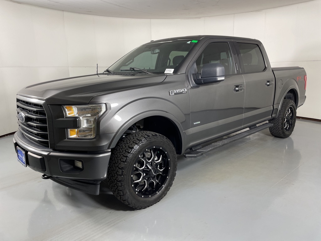 2017 Ford F-150 XLT photo 2