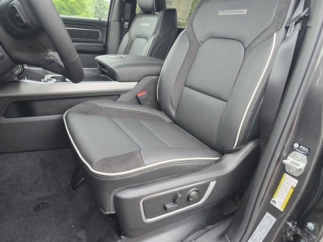 2026 Ram 1500 Laramie photo 4