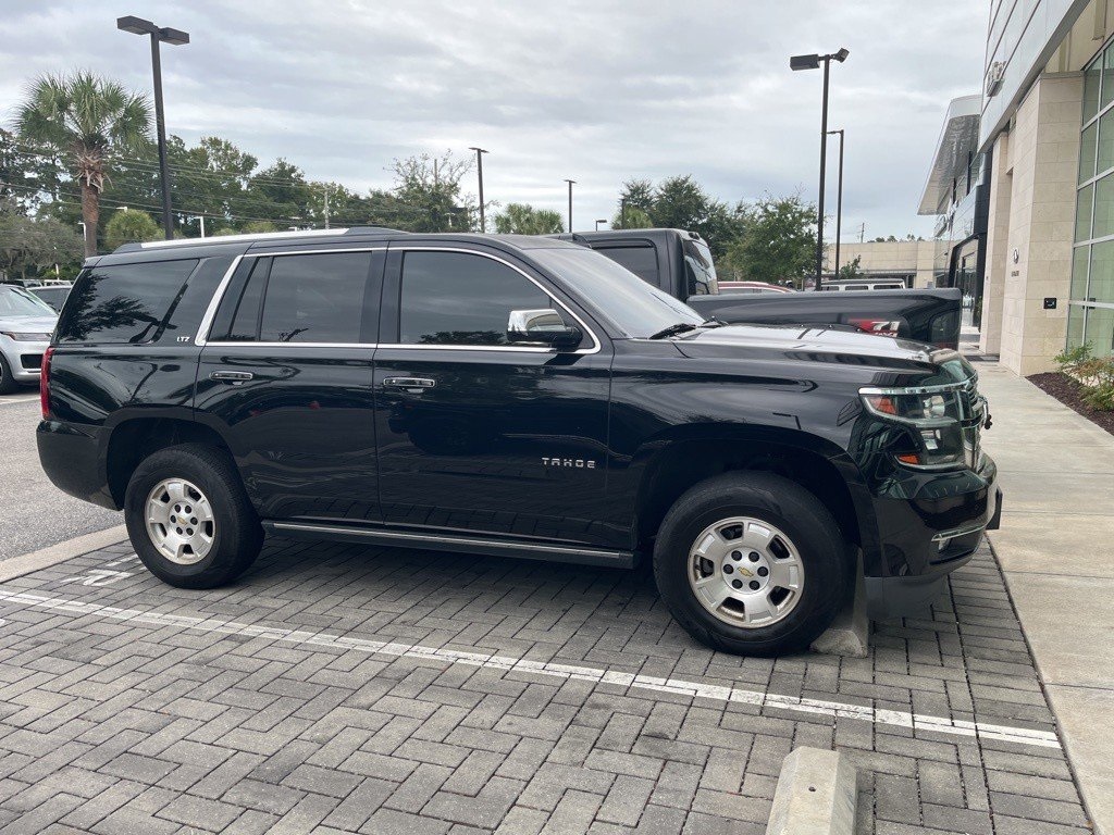 2016 Chevrolet Tahoe LTZ photo 2