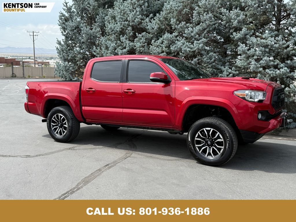 2021 Toyota Tacoma TRD Sport photo 11