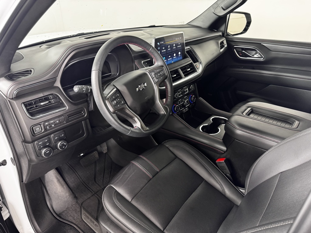 2024 Chevrolet Tahoe RST photo 2