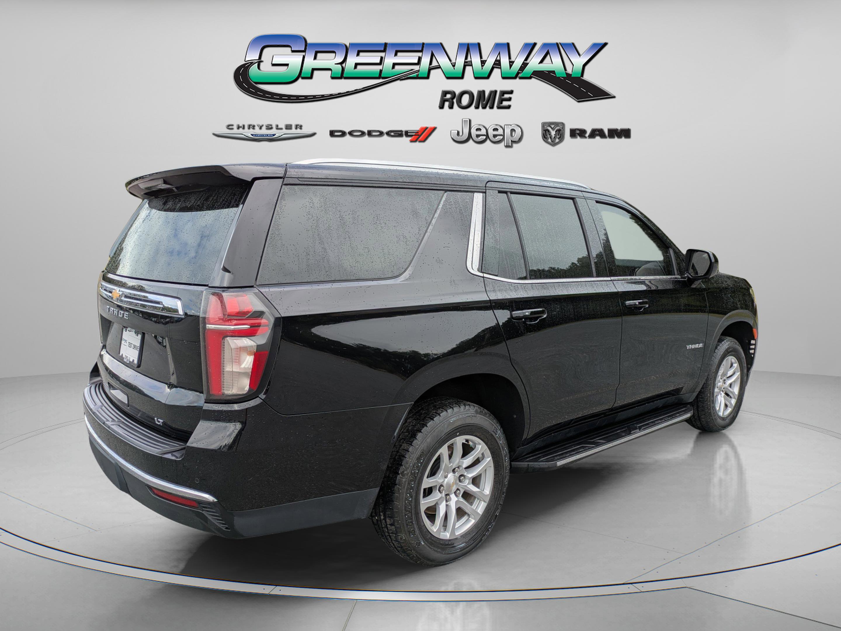 2021 Chevrolet Tahoe LT photo 3