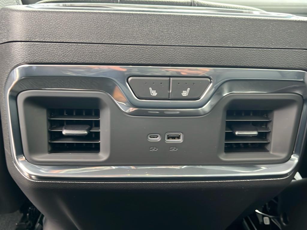 2025 Gmc Sierra 1500 Denali photo 15