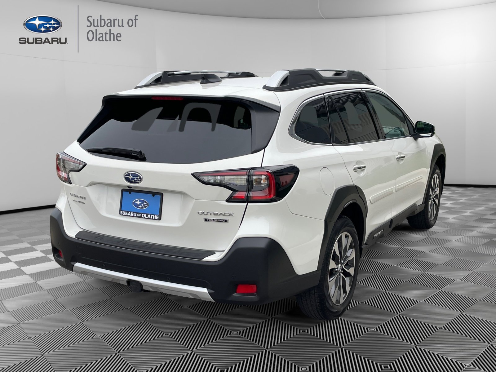 2025 Subaru Outback Touring photo 11