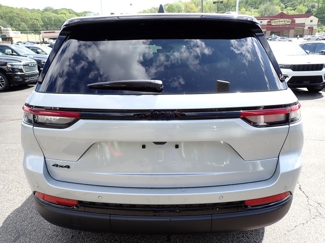 2025 Jeep Grand Cherokee Altitude X photo 4