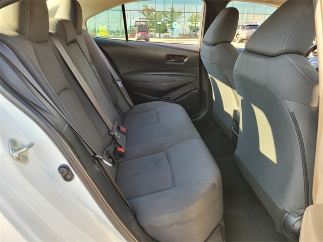 2022 Toyota Corolla LE photo 12