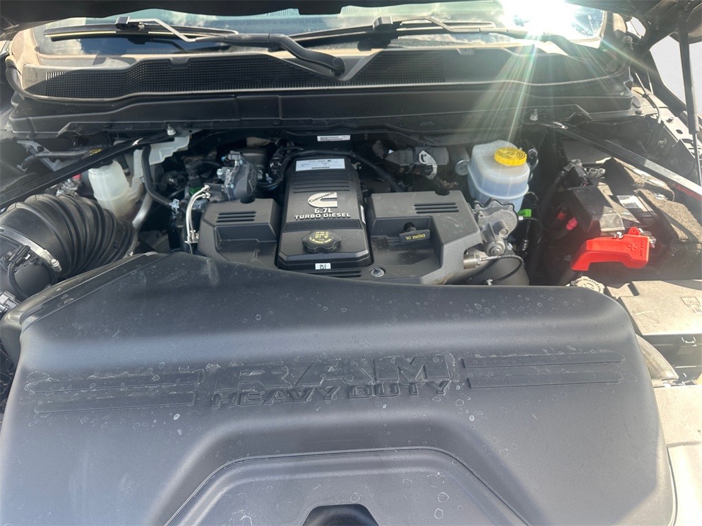 2021 Ram 2500 Laramie photo 13