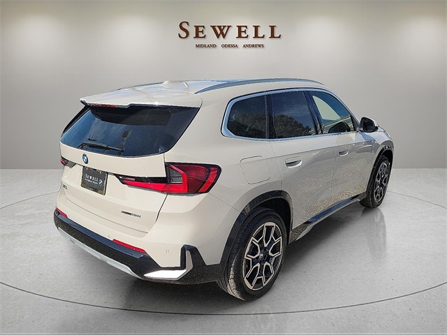 2026 Bmw X1 XDrive28i photo 4