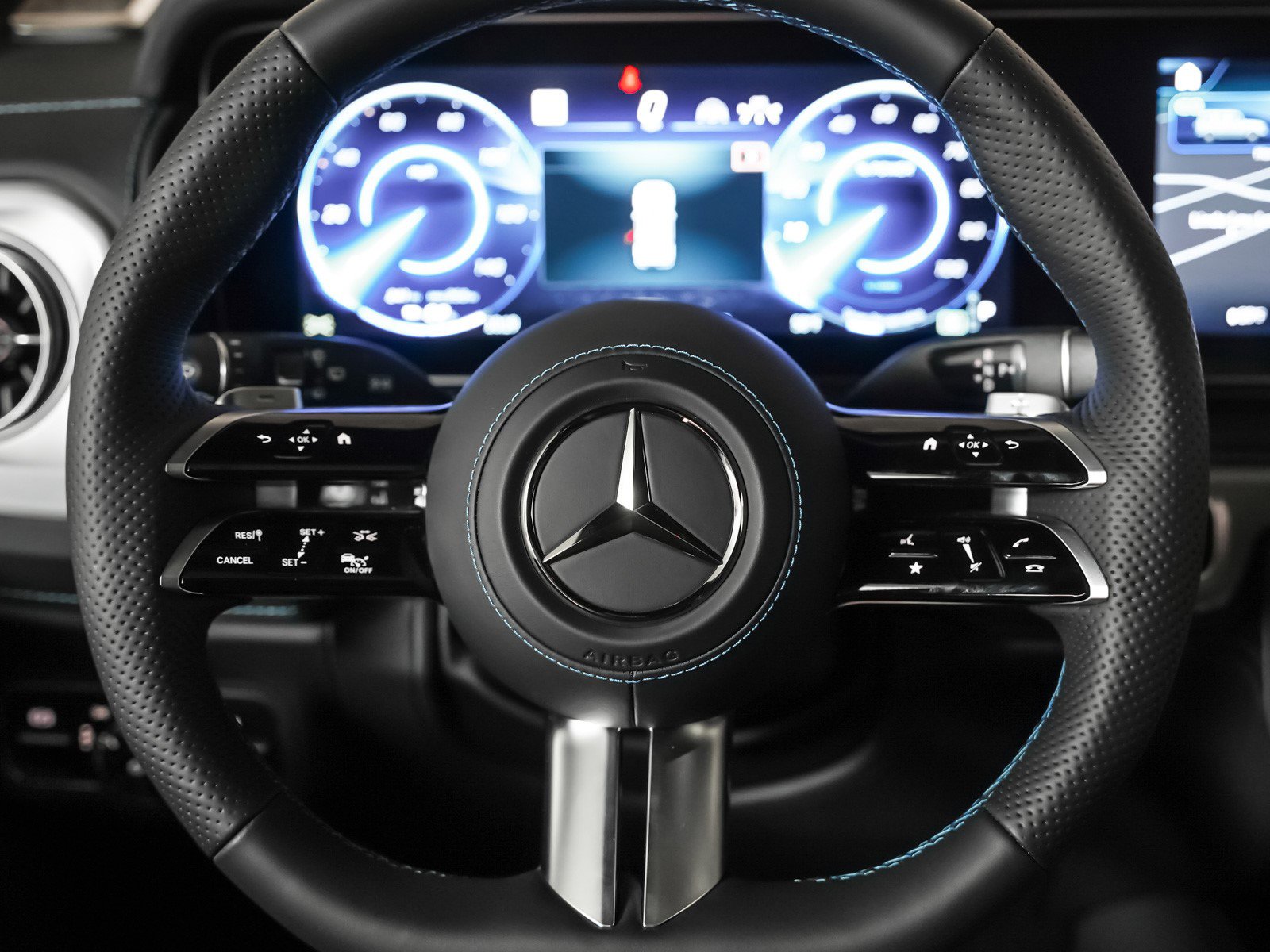 2025 Mercedes Benz G photo 12
