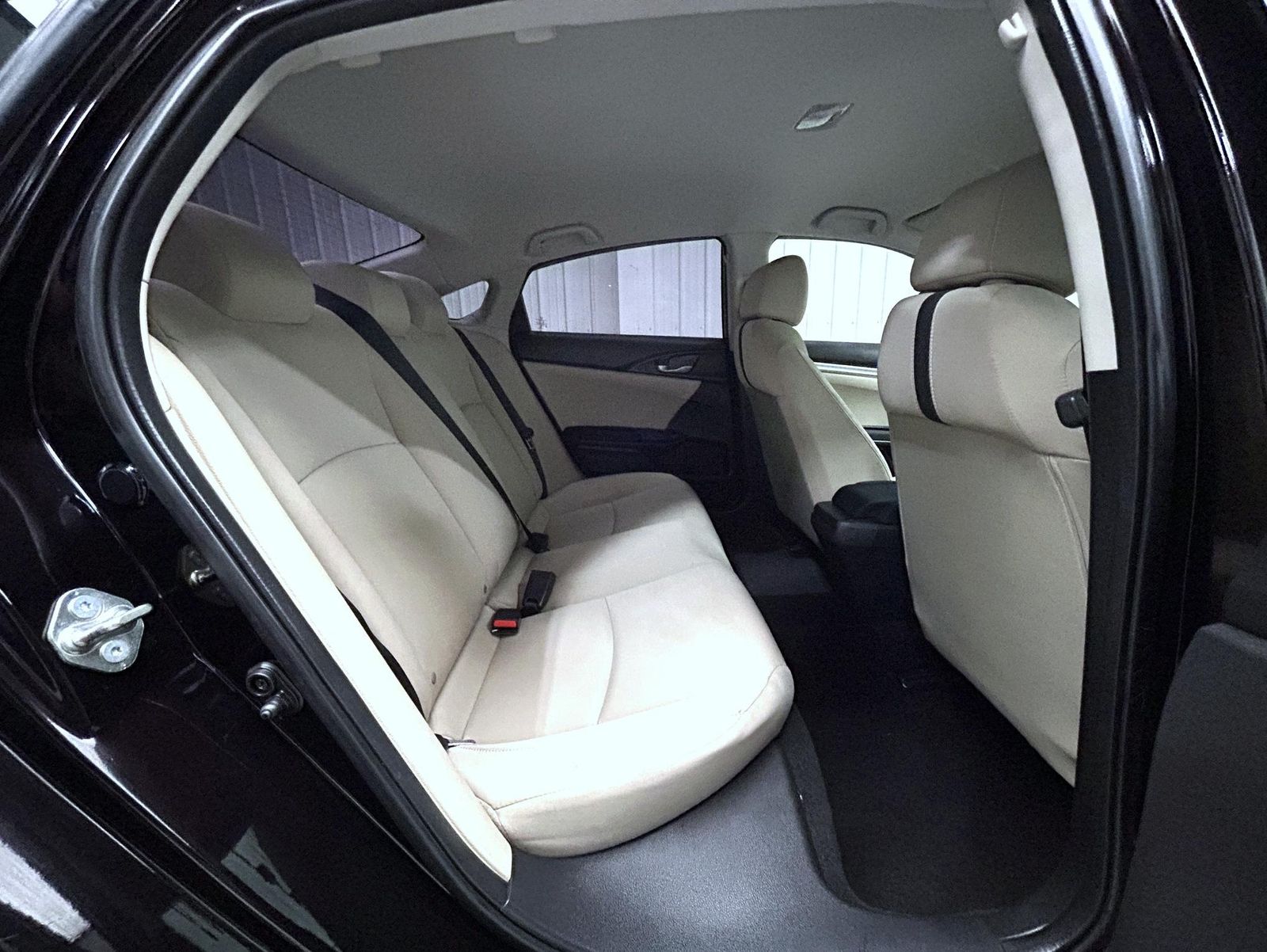 2017 Honda Civic LX photo 17