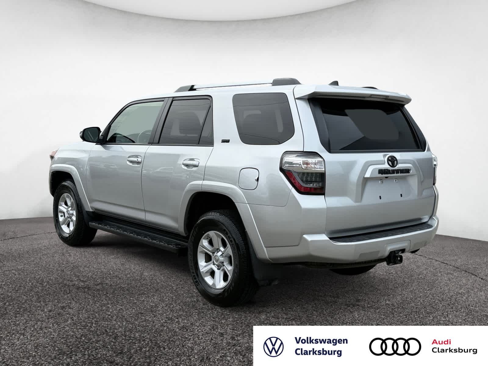 2019 Toyota 4Runner SR5 Premium photo 2