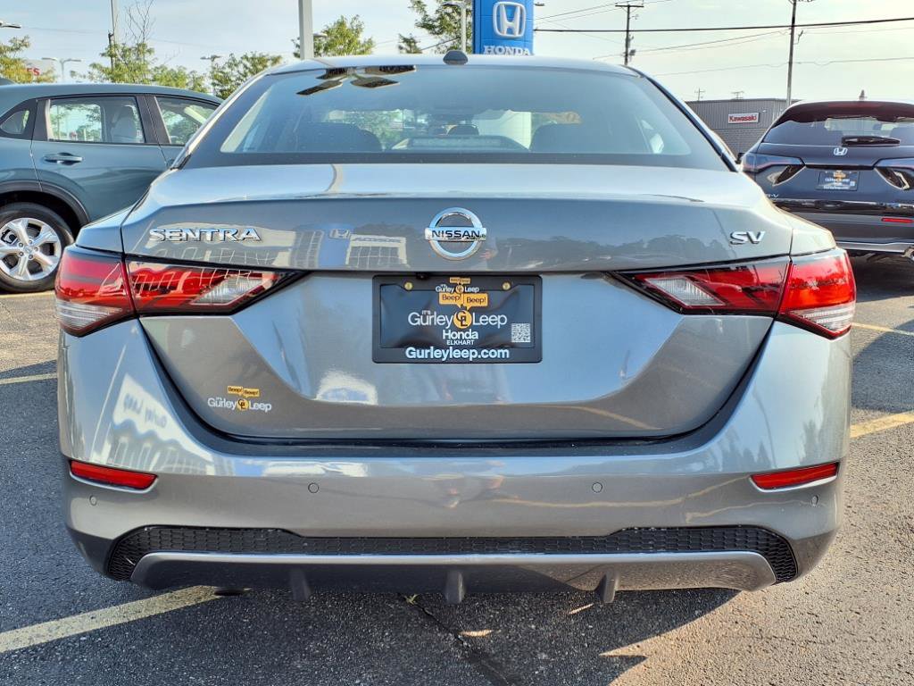 2022 Nissan Sentra SV photo 8