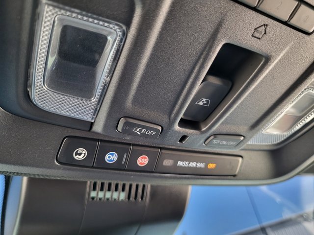 2023 Chevrolet Silverado 1500 High Country photo 24