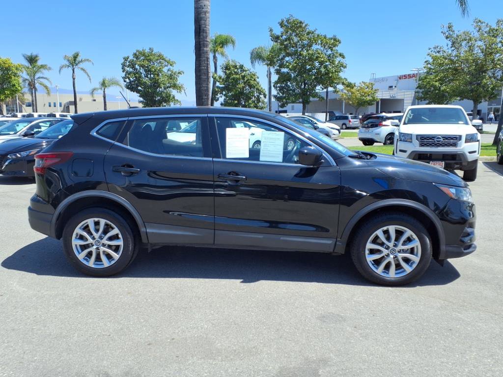 2021 Nissan Rogue Sport S photo 22