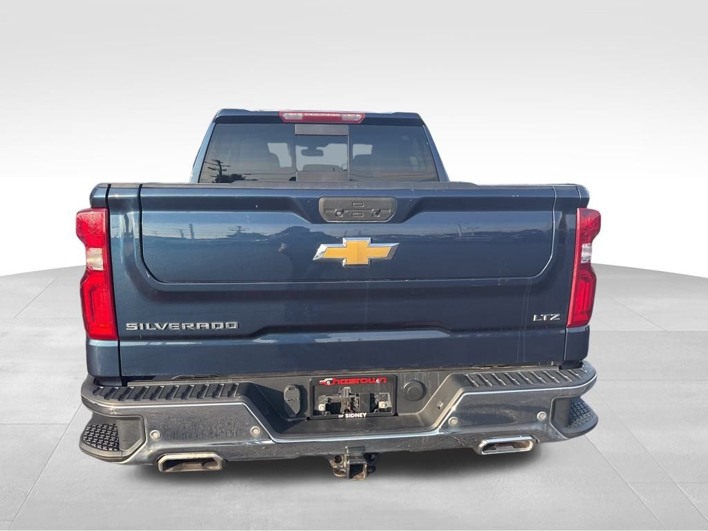 2021 Chevrolet Silverado 1500 LTZ photo 4