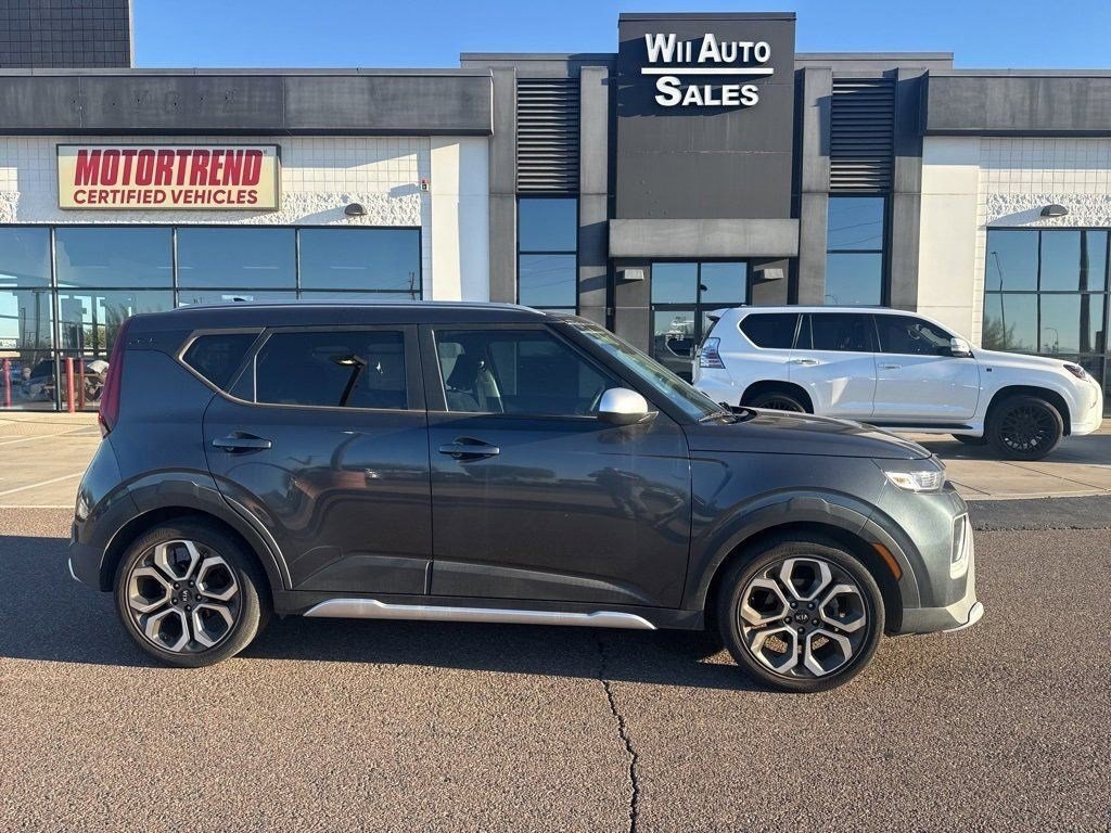 2021 Kia Soul LX S X-Line photo 2