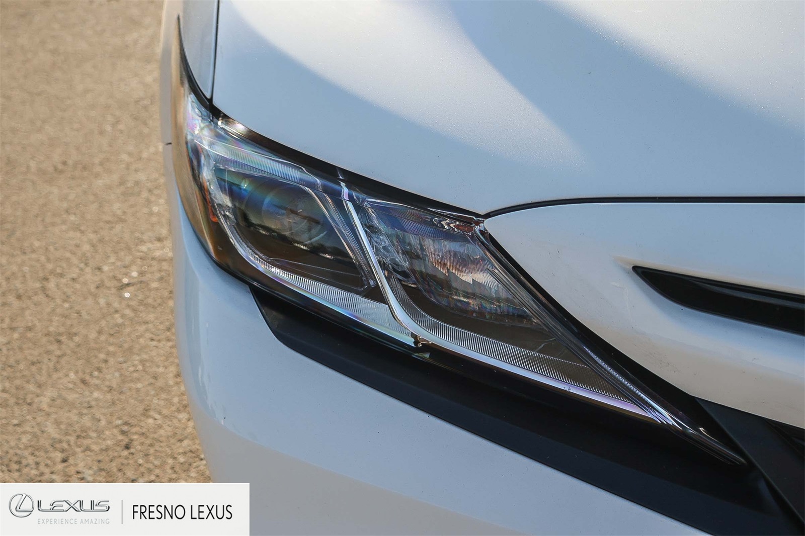 2018 Toyota Camry SE photo 9