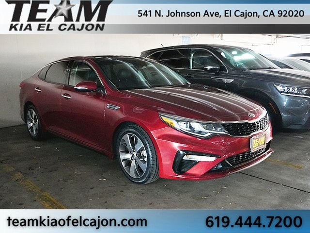 2019 Kia Optima S's photo