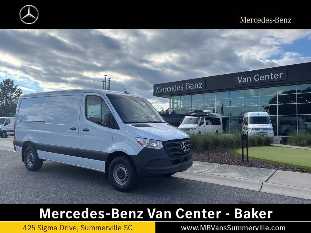 2026 Mercedes-Benz Sprinter Cargo Van Base's photo