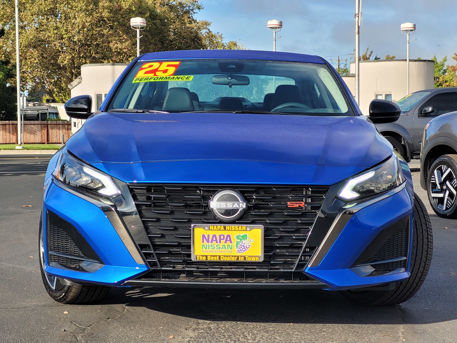 2025 Nissan Altima SR photo 2