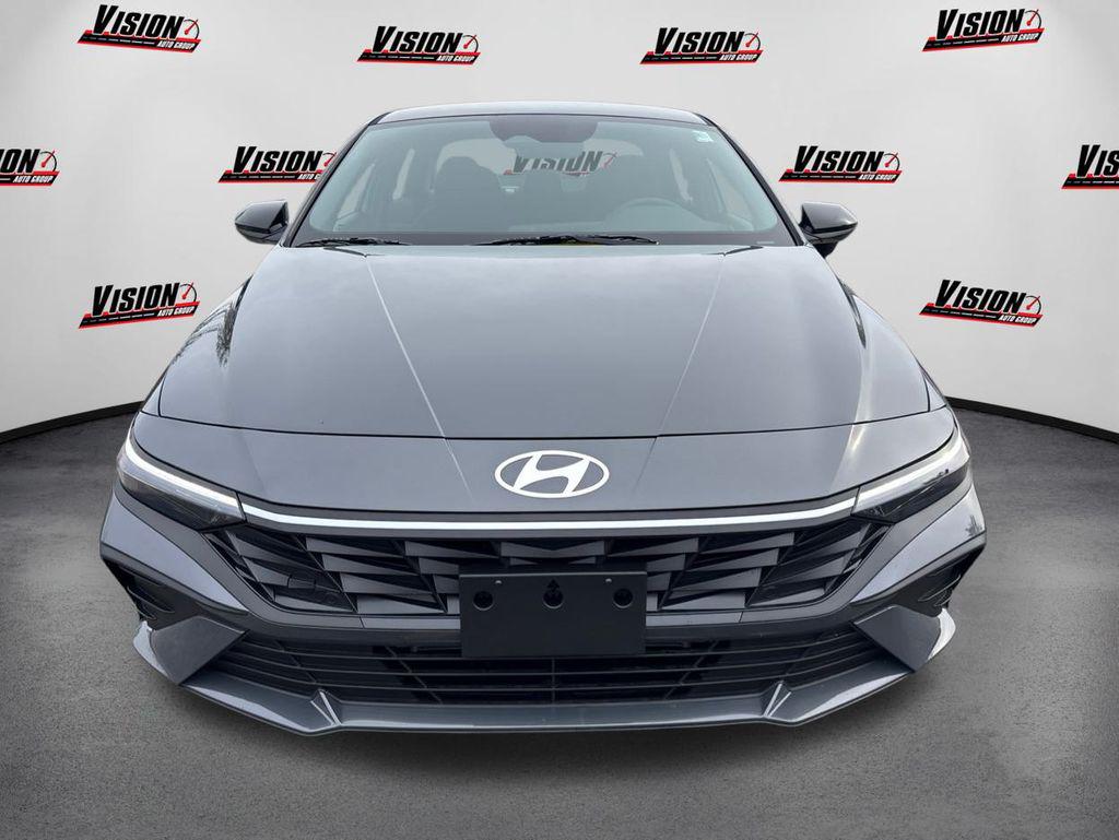2026 Hyundai Elantra Hybrid SEL Sport photo 2