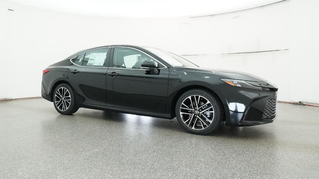 2025 Toyota Camry XLE photo 26