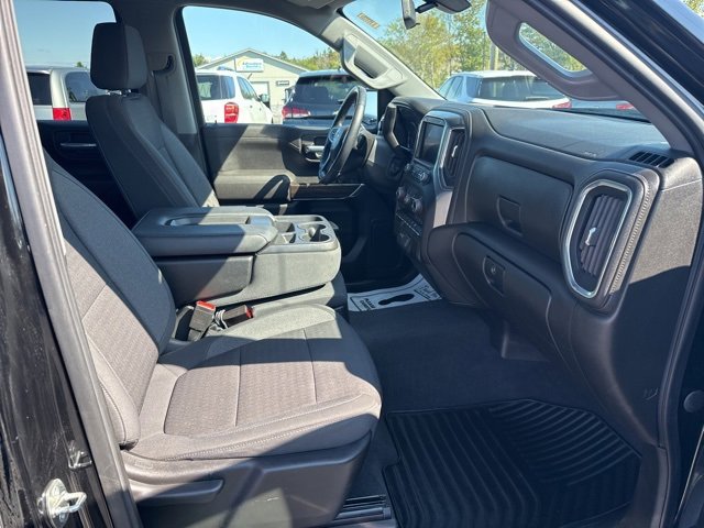 2022 Chevrolet Silverado 1500 LT photo 18