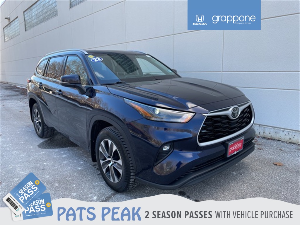 2022 Toyota Highlander XLE's photo