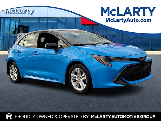 2021 Toyota Corolla Hatchback SE's photo