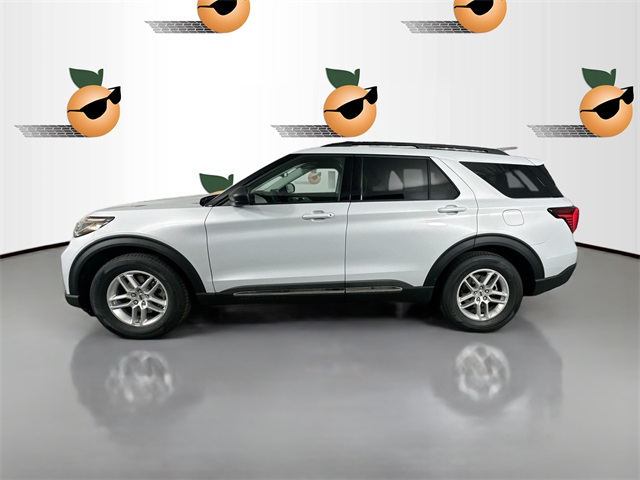 2025 Ford Explorer photo 4